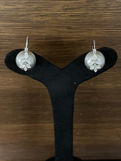 SE GREY PEARL DROP 0038